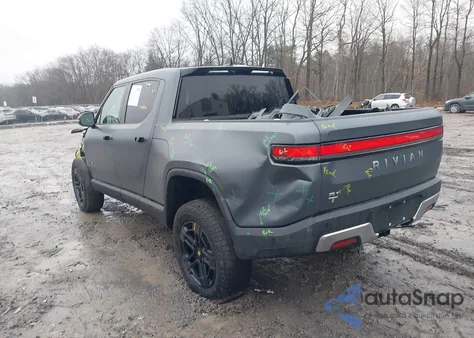 2024 Rivian R1T Adventure Dual Motor Large Pack/Adventure Dual Motor Perf Large Pack from USA, damaged, VIN 7FCTGBAA3RN033144